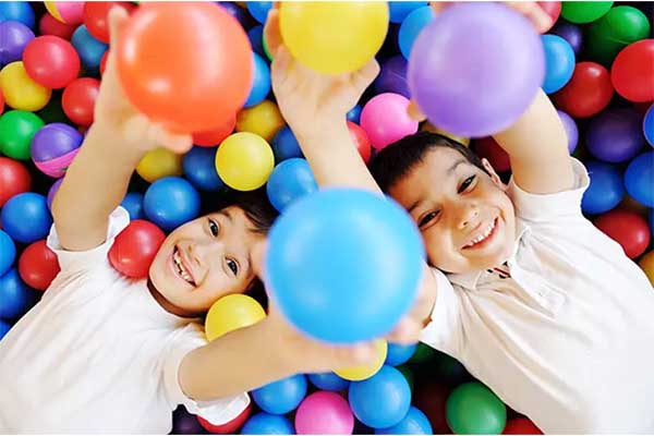 بازی با توپ برای کودکان ابتدایی 2